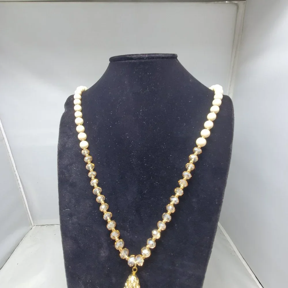 DSW Ivory & topaz beaded necklace with gold tassel - Picture 2 of 11